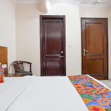 Fabhotel De Gold New Delhi Exterior photo